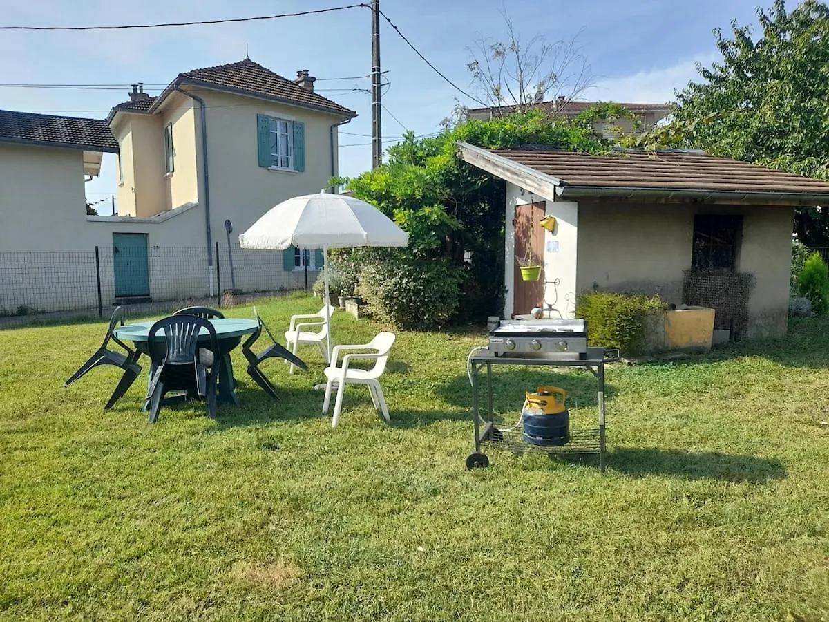 Voiron Grande Maison Holiday home