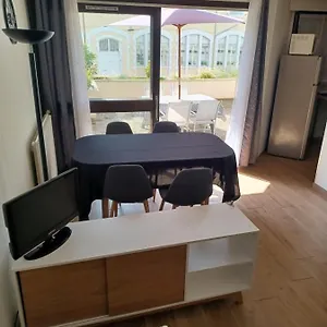 T2 Parking Prive Proche Centre Et Gare Appartement